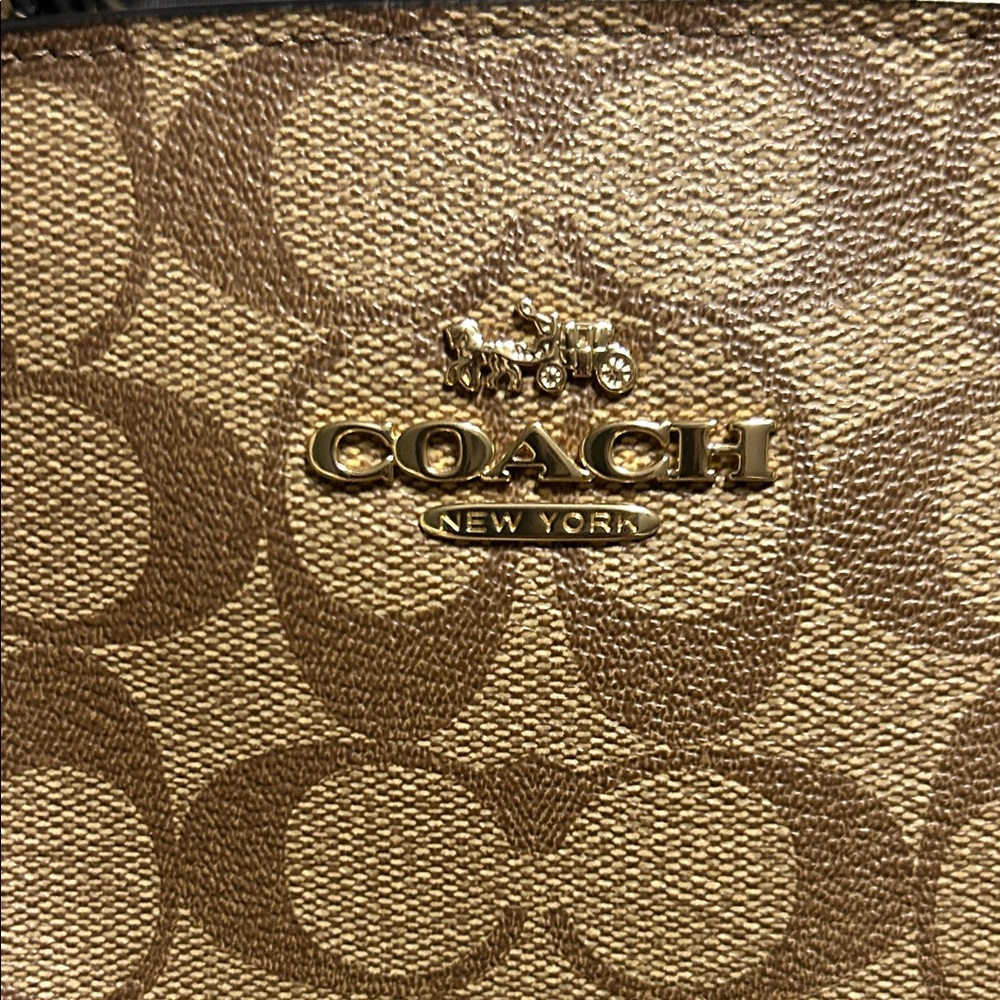 Coach IM/Kahki/Terracotta Mutil purse - Picture 10 of 15